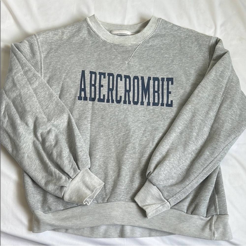 Sold on vinted Abercrombie & fitch collegiate gray womens crew sweatshirt